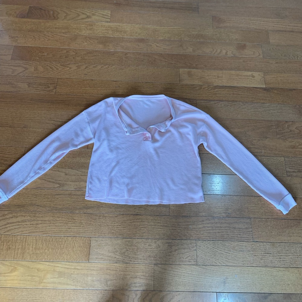 American Eagle cropped Henley top